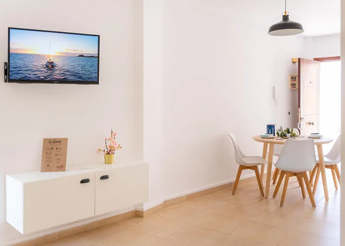 Spacious Apartment With Private Terrace Cotillo Lägenhet