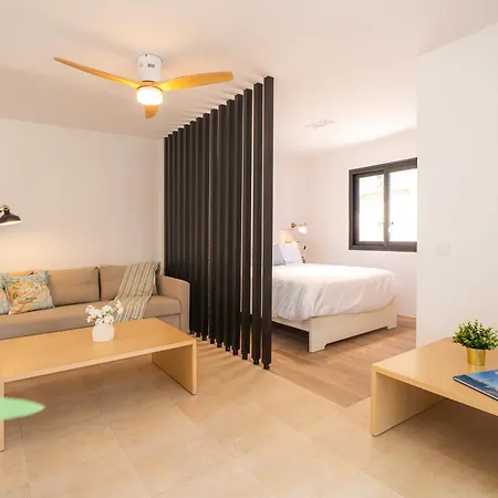 Spacious Apartment With Private Terrace Cotillo アパート *