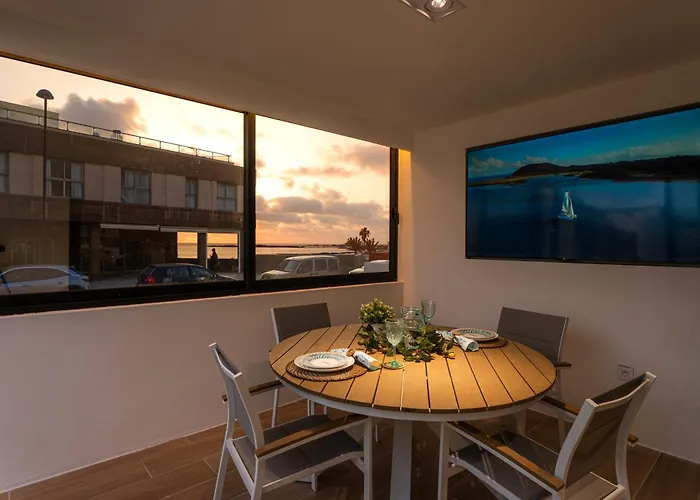 Spacious Apartment With Private Terrace Cotillo *