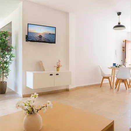 Mar 4b- Moderno Con Terraza Privada Cotillo