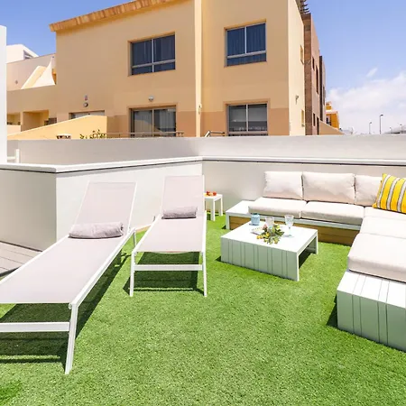 Mar 4b- Moderno Con Terraza Privada